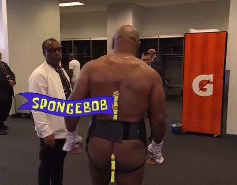 SpongeBob Walks Into the Locker Room