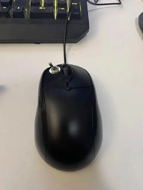 Мышь с рычагом вместо колёсика