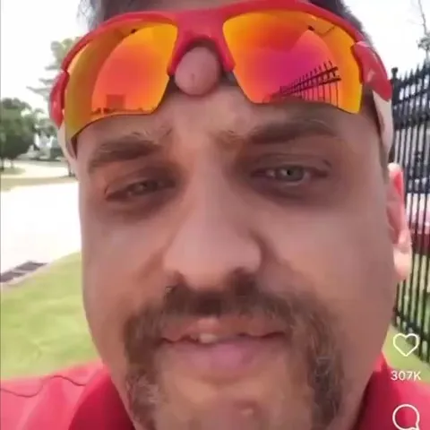 Sunglasses Reveal in the Comments