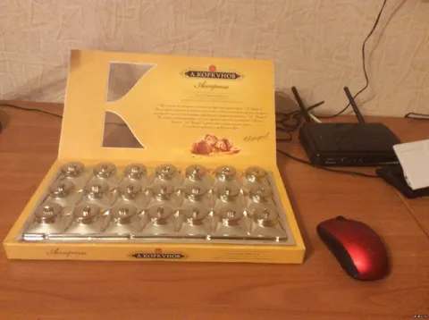 Коробка конфет с сюрпризом