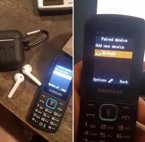 AirPods on Samsung G10