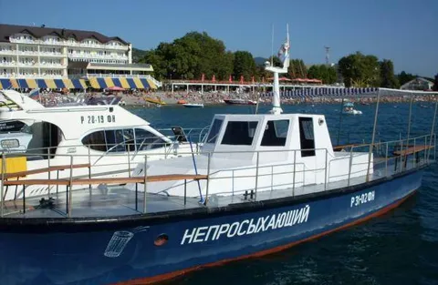 Катер «Непросыхающий»