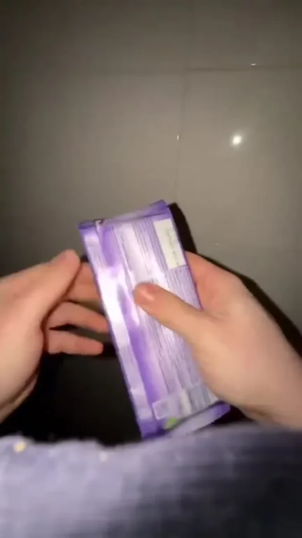 Bubbly Chocolate Bar Surprise