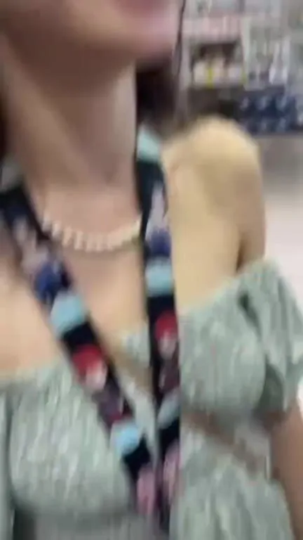 The Two-Meter Fashion Surprise