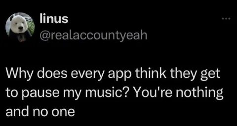 Every App Pauses My Music