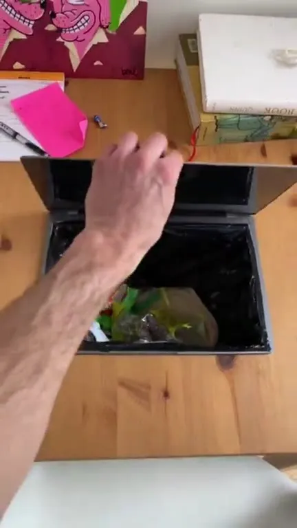 Laptop Trash Can Prank