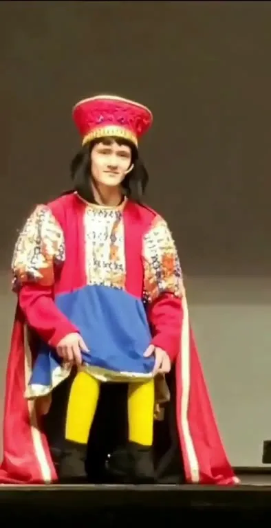 Farquaad Time Stage Dance