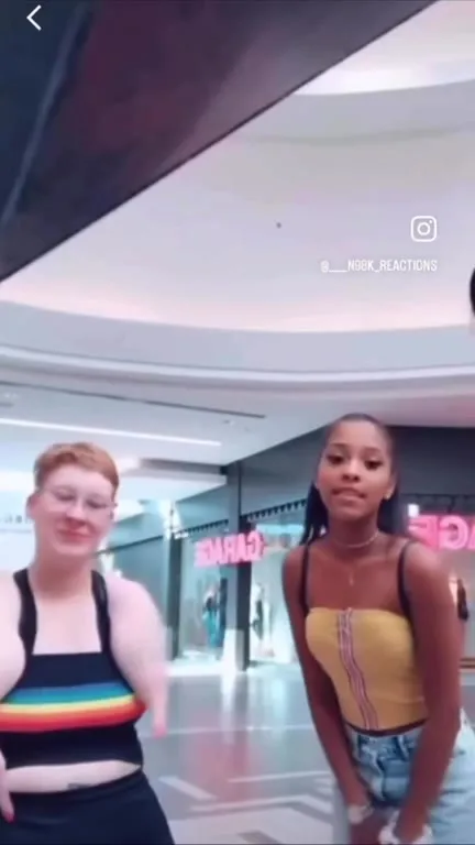 Dancing Before the Comment Reveal