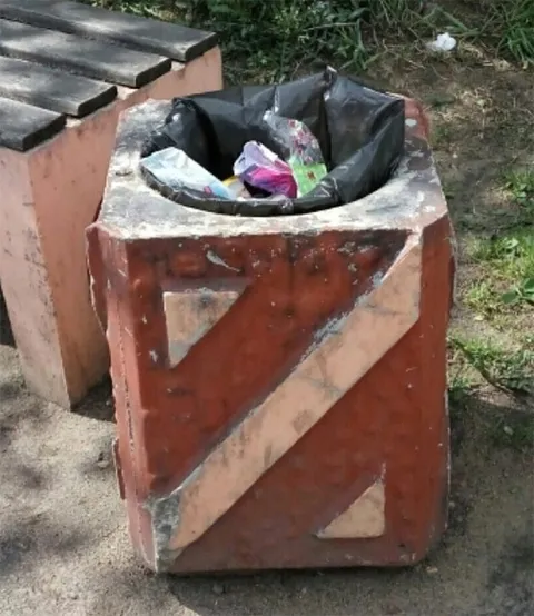 Мусорка в стиле хаки