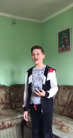 Бабушки не выдержали Gucci Gang