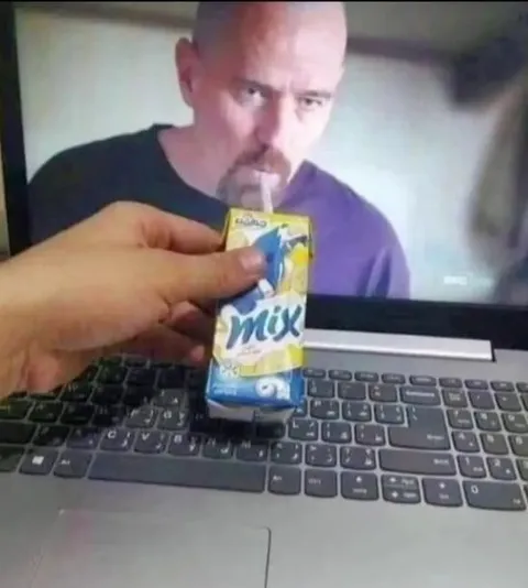 Feeding Juice Through the Laptop