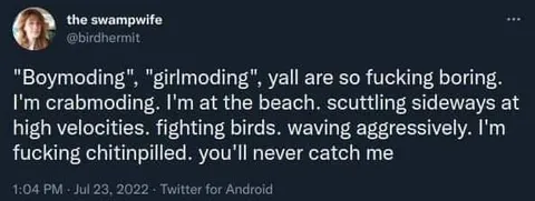 Crabmoding at the beach