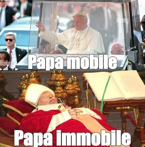 Papa mobile e papa immobile