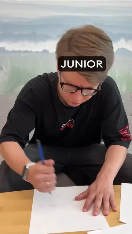 Junior Middle Senior Circle Drawing