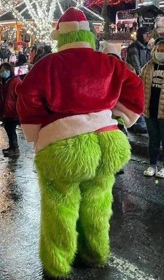 Гринч в костюме Санты