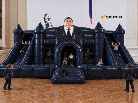 Кремлёвский надувной замок