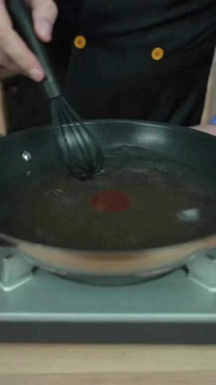 Санджи готовит ледяной коктейль
