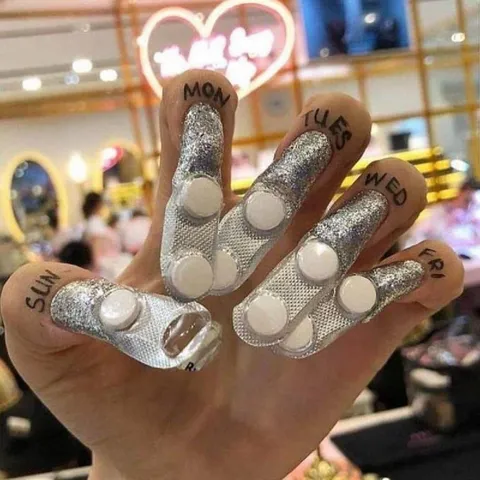 Weekday Pills on Every Finger