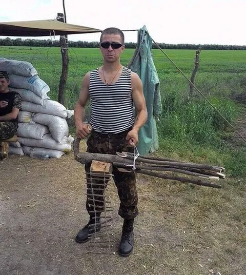 Самодельное оружие на посту
