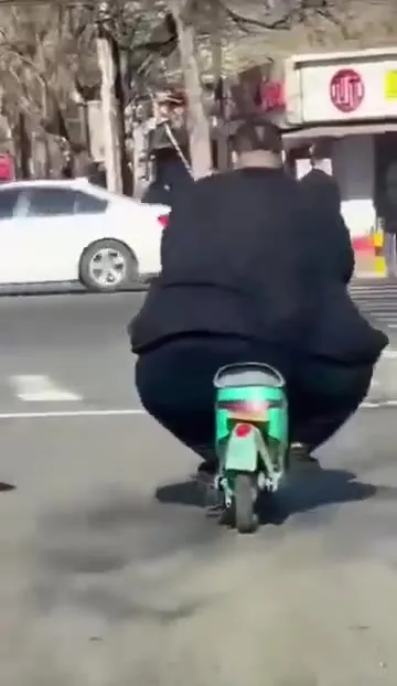 Слишком большой для скутера