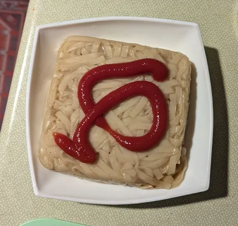 Макароны с кетчупом