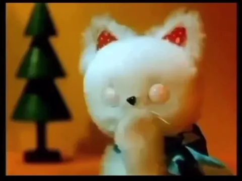 Котик снова всё ломает