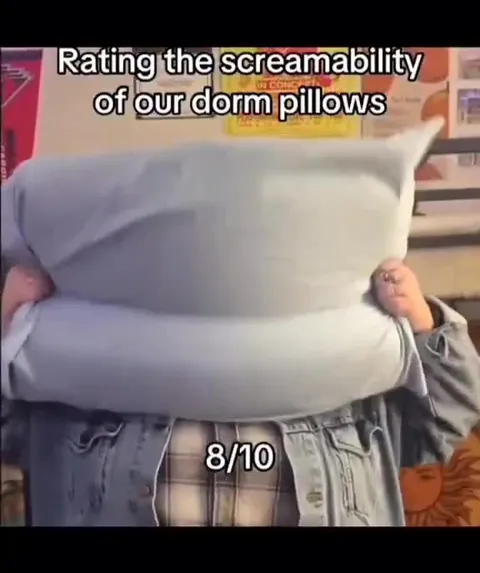 Rating the Screamability of Dorm Pillows