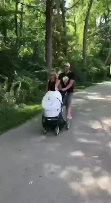 Секретная коляска для отдыха