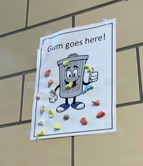 Gum Goes Here Trash Can Sign