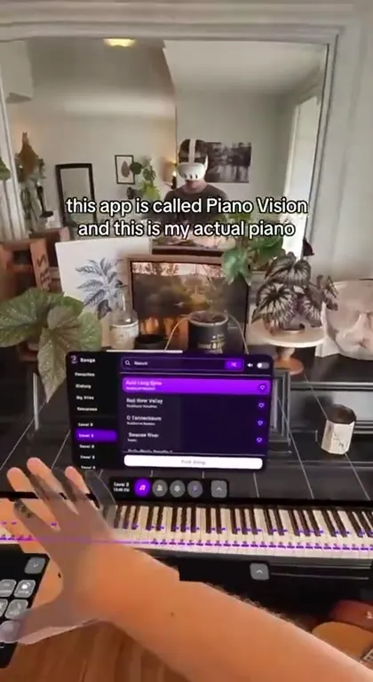 VR Piano Vision in Action