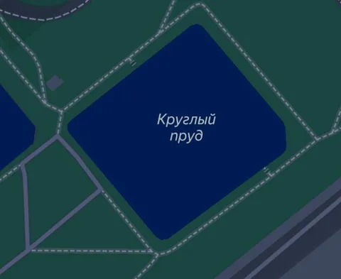Круглый пруд даже не квадратный