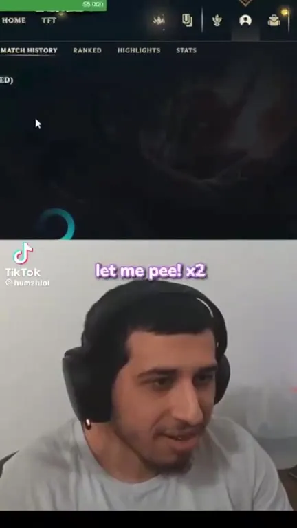 Gamer Hears She Needs to Pee