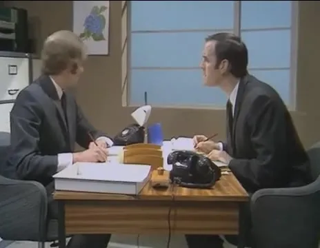 Внезапное потрясение в офисе