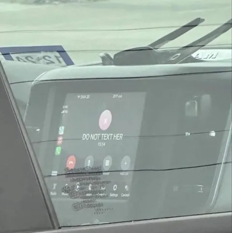 DO NOT TEXT HER Car Display