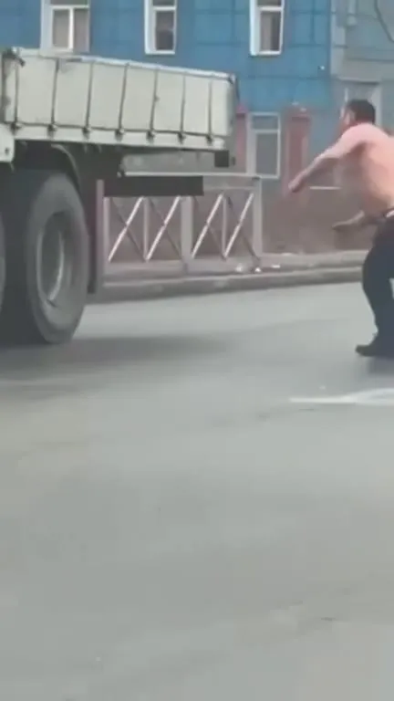 Когда грузовик ломает сюжет