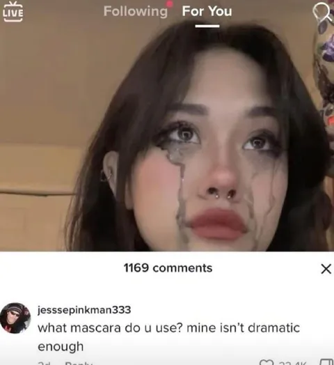 Dramatic Mascara Comment