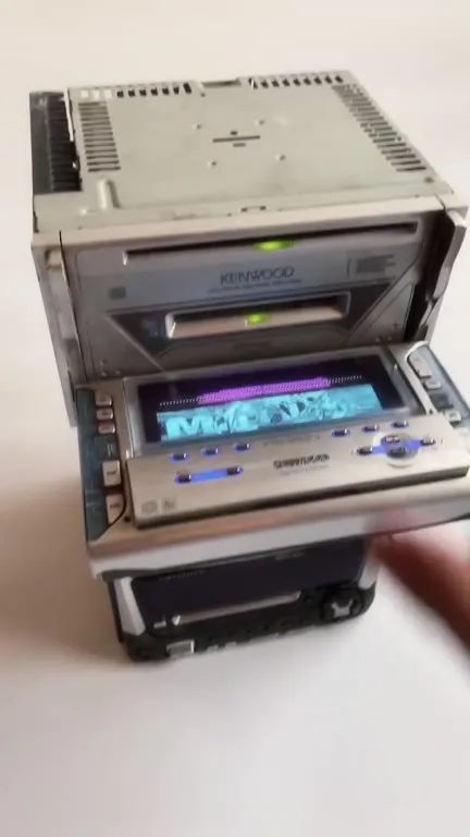 Старый Kenwood снова играет