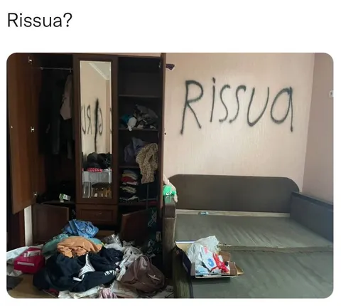 Rissua Bedroom Graffiti