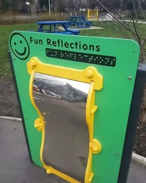 Fun Reflections Playground Mirror