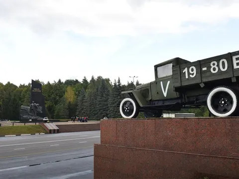 Z на военном памятнике