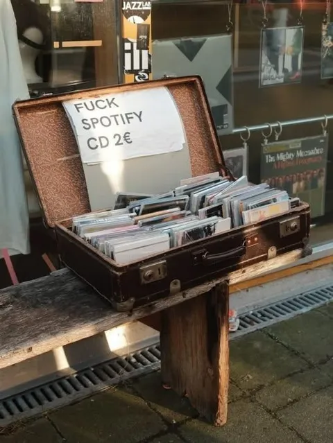 Fuck Spotify CD 2€